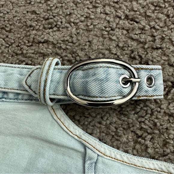 WeWoreWhat Cut Out Skirt Denim Mini Belted Indigo Comfort - Picture 8 of 12